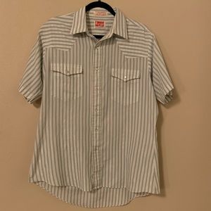 Levi’s Western Button-down Shirt
